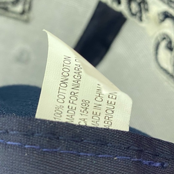 Niagara Falls Navy Blue Embroidered Hat - Picture 9 of 12